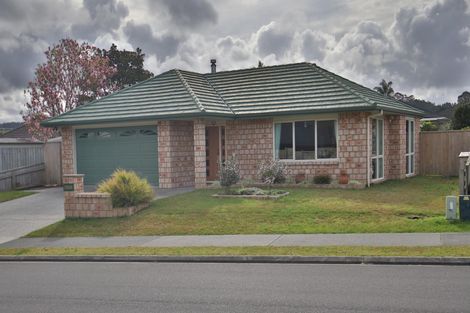 Photo of property in 2 Halyard Loop, Haruru, 0204