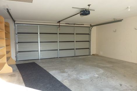 Photo of property in 28 Mokihi Gardens, Hillmorton, Christchurch, 8024