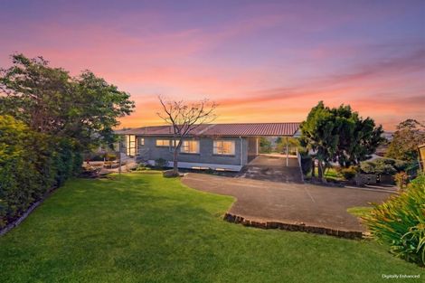 Photo of property in 5 Conifer Lane, Mangere Bridge, Auckland, 2022