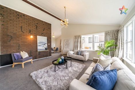 Photo of property in 231 Dowse Drive, Maungaraki, Lower Hutt, 5010