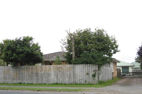 Photo of property in 27a Manuroa Road, Takanini, 2112