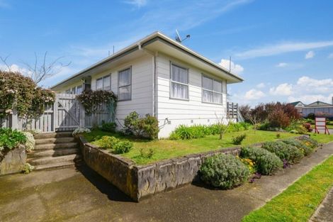 Photo of property in 29 Pohutukawa Drive, Owhata, Rotorua, 3010