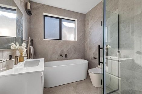 Photo of property in 7 Paihere Street, Huapai, Kumeu, 0810