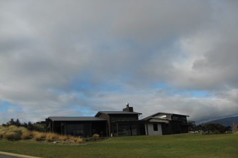 Photo of property in 12 Minaret Ridge, Wanaka, 9305