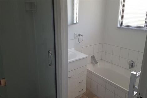 Photo of property in 20 Purcell Place, Melville, Hamilton, 3206