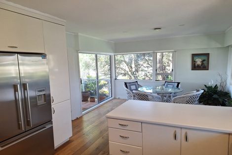 Photo of property in 2/276 Hurstmere Road, Takapuna, Auckland, 0622