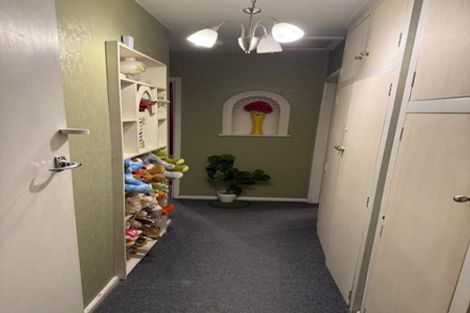 Photo of property in 2/4 Wadeley Road, Ilam, Christchurch, 8041