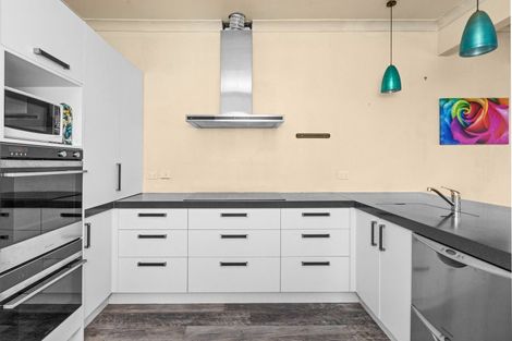 Photo of property in 473 Marine Parade, Napier South, Napier, 4110