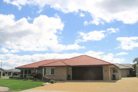 Photo of property in 14a Rosberg Place, Mount Maunganui, 3116