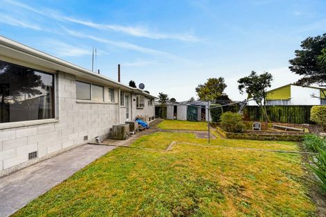 Photo of property in 30 Bayswater Crescent, Bromley, Christchurch, 8062