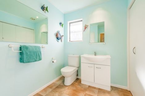 Photo of property in 10 Pitoitoi Street, Otaihanga, Paraparaumu, 5036