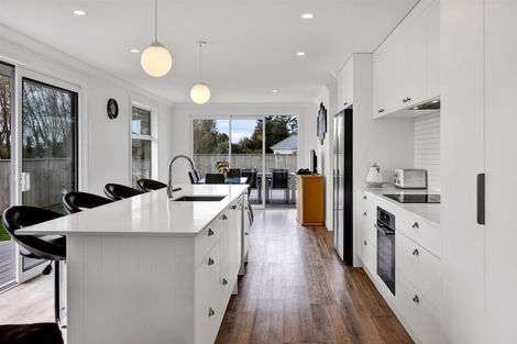 Photo of property in 53 Maire Street, Inglewood, 4330