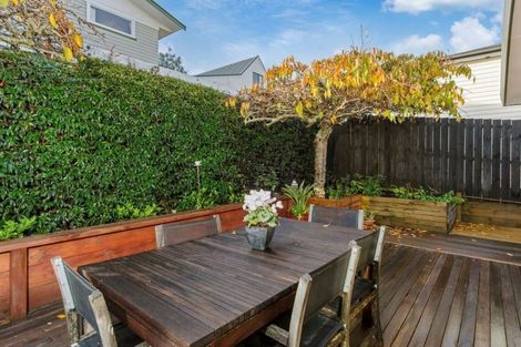 Photo of property in 2/14 Spencer Road, Pinehill, Auckland, 0632