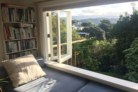 Photo of property in 32 Volga Street, Island Bay, Wellington, 6023