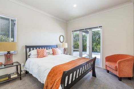 Photo of property in 87 Whangaparaoa Road, Red Beach, 0932