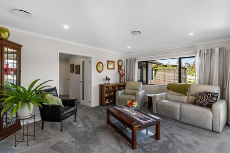 Photo of property in 7 Pike Place, Ferndale, New Plymouth, 4310