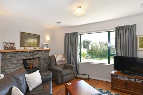 Photo of property in 15 Bird Lane, Wakefield, 7025