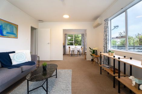 Photo of property in 70 Chesterton Street, Johnsonville, Wellington, 6037