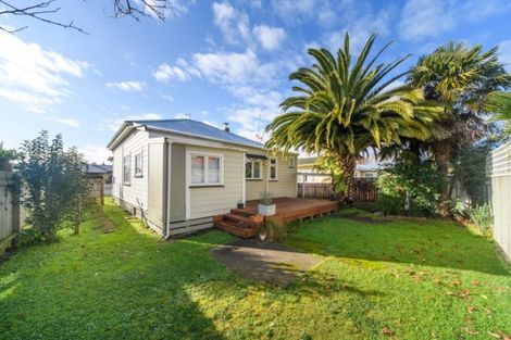 Photo of property in 22 Ngaio Street, West End, Palmerston North, 4412
