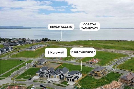 Photo of property in 8 Korowhiti Road, Clarks Beach, 2122