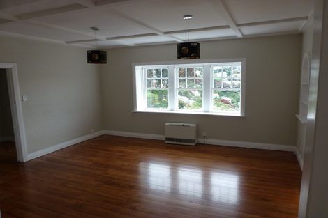 Photo of property in 5a Grove Road, Kelburn, Wellington, 6012