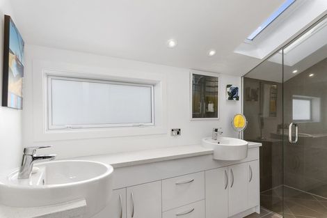 Photo of property in 11 Prospect Terrace, Milford, Auckland, 0620