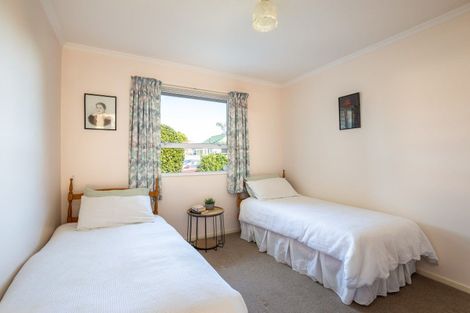 Photo of property in 1 Wrantage Street, Westown, New Plymouth, 4310