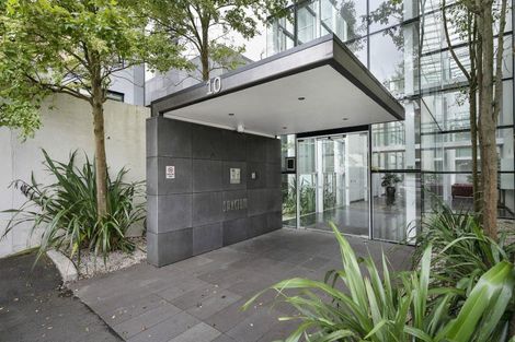 Photo of property in Sanctum Apartment, 10 Ebor Street, Te Aro, Wellington, 6011