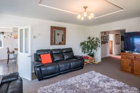 Photo of property in 53 Rimu Street, Waikanae, 5036