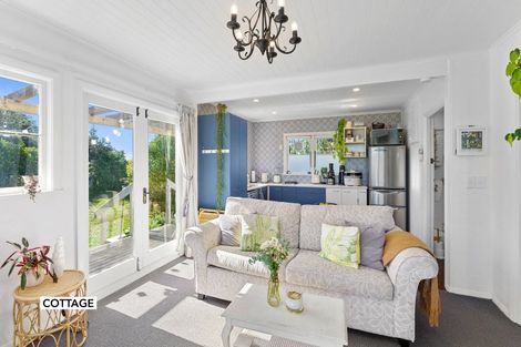 Photo of property in 106 Paetawa Road, Peka Peka, Waikanae, 5391