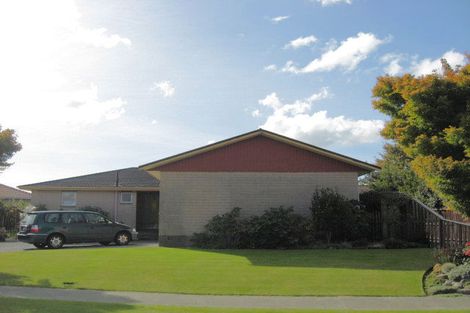 Photo of property in 8 Dalrye Place, Ilam, Christchurch, 8041