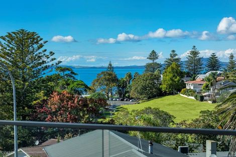 Photo of property in 9b Glamorgan Drive, Torbay, Auckland, 0630