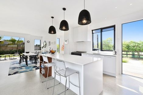 Photo of property in 271 Mangatawhiri Road, Omaha, 0986