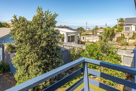 Photo of property in 25-27 Mowhanau Drive, Kai Iwi, Whanganui, 4574