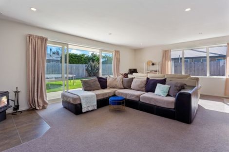 Photo of property in 144e High Street, Oxford, 7430