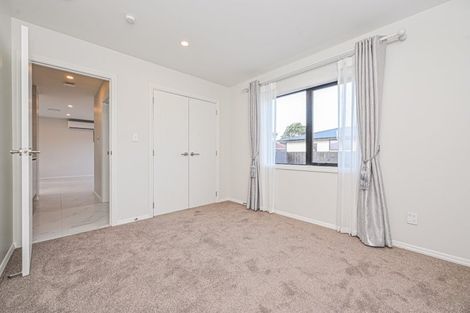 Photo of property in 17 Lane Road, Weymouth, Auckland, 2103