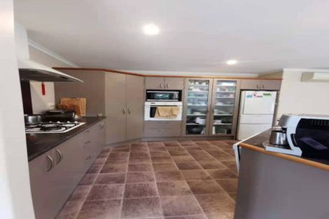 Photo of property in 10 Cressida Close, Rolleston, 7614