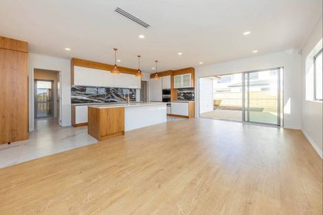 Photo of property in 24 Urney Drive, Flat Bush, Auckland, 2019