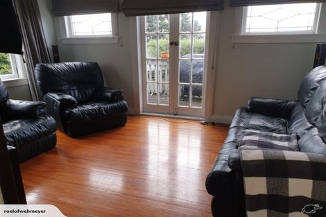 Photo of property in 20 Pine Avenue, Henderson, Auckland, 0612
