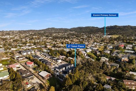 Photo of property in 27 Tokai Place, Glen Eden, 0602