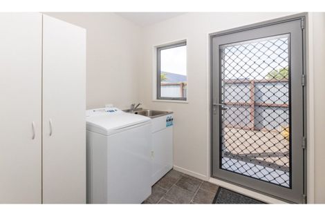 Photo of property in 1/49 Castletown Place, New Brighton, Christchurch, 8083