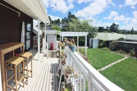 Photo of property in 3/165a Colwill Road, Massey, Auckland, 0614
