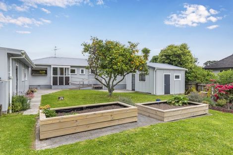 Photo of property in 287 Te Moana Road, Waikanae, 5036