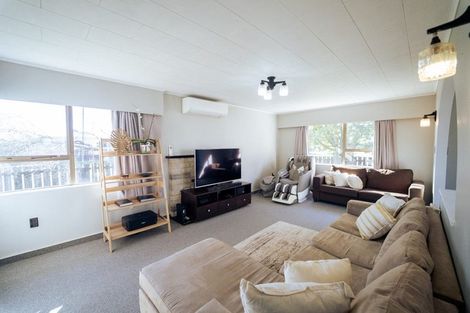 Photo of property in 243 Flaxmere Avenue, Flaxmere, Hastings, 4120