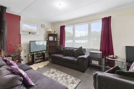 Photo of property in 25 Swansea Street, Cannons Creek, Porirua, 5024