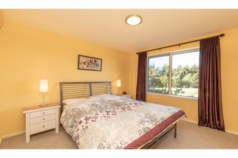 Photo of property in 62 Windsor Drive, Kirwee, Darfield, 7571