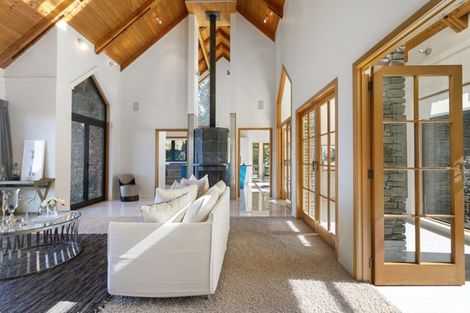 Photo of property in 3 Whakamoenga Point, Acacia Bay, Taupo, 3385