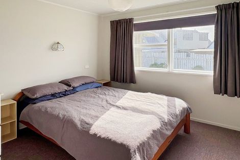 Photo of property in 49 Thomas Place, Foxton Beach, Foxton, 4815