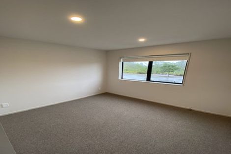 Photo of property in 15 Longshore Drive, Long Bay, Auckland, 0630
