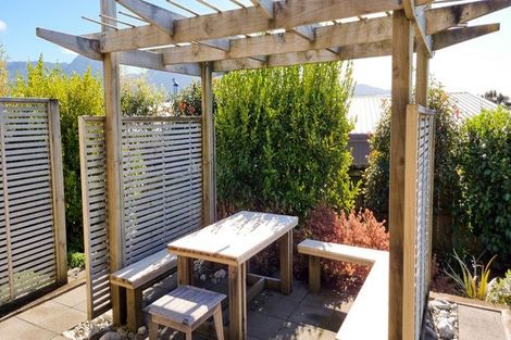 Photo of property in 6 Mcdonald Place, Collingwood, 7073